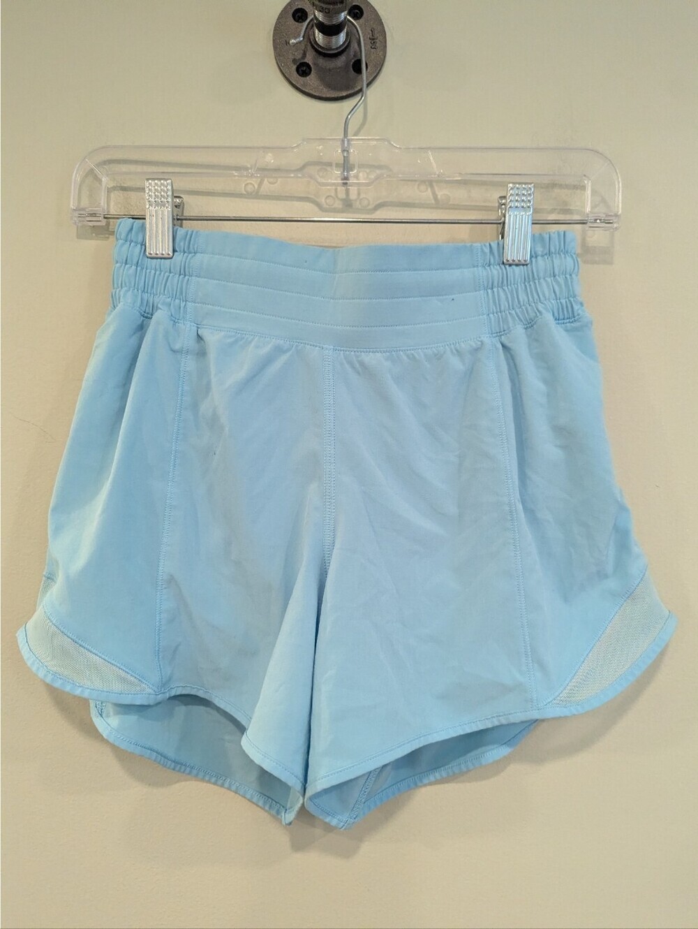 Lululemon Hotty Hot High Rised Lined Shorts Size 4